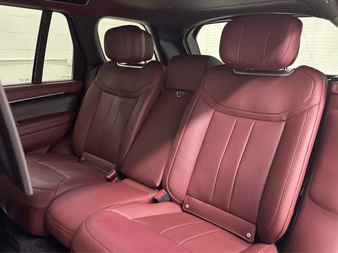Used 2024 Land Rover Range Rover Long Wheelbase Autobiography image 15