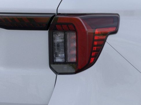 New 2026 Ford Explorer Active w/ Active Comfort Package RWD image 25