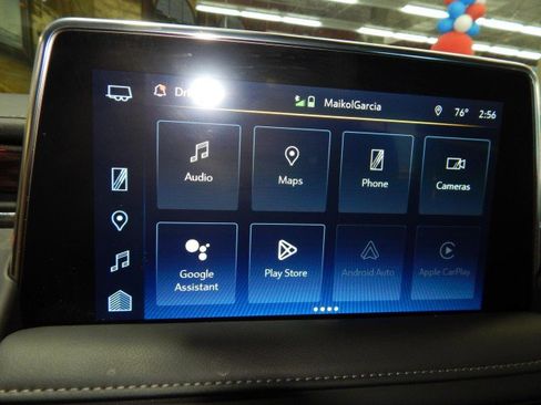 Used 2023 Chevrolet Suburban Z71 image 29