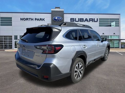 Certified 2024 Subaru Outback Premium image 3