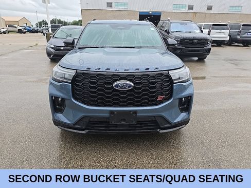 Used 2025 Ford Explorer ST AWD/4WD image 2