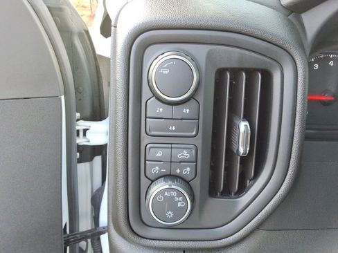 Certified 2024 Chevrolet Silverado 2500 W/T w/ WT Convenience Package image 34