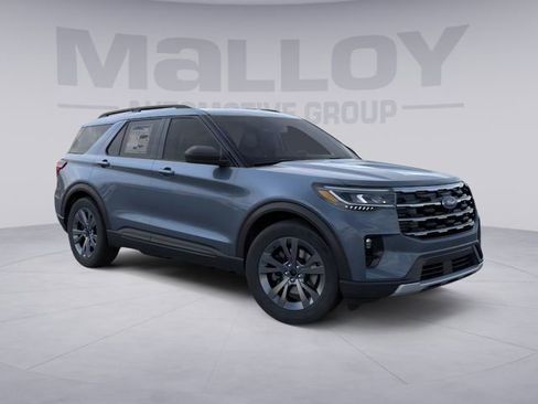 New 2026 Ford Explorer Active w/ Active Comfort Package image 7