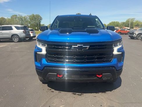 Used 2023 Chevrolet Silverado 1500 LT Trail Boss w/ Protection Package AWD/4WD image 3