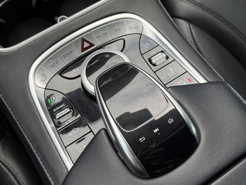 Used 2020 Mercedes-Benz S 560 Sedan image 32