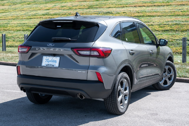 Used 2025 Ford Escape ST-Line AWD/4WD image 30