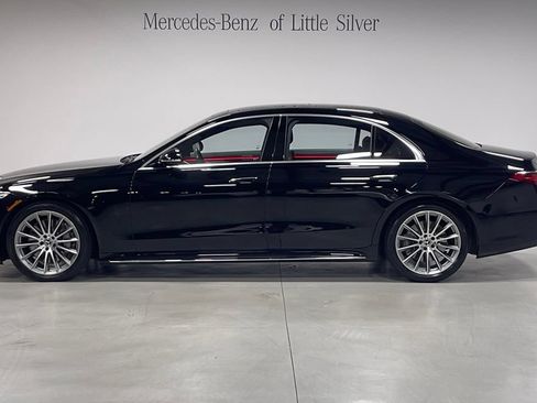 Used 2022 Mercedes-Benz S 500 4MATIC image 2