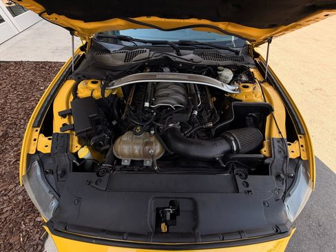 Used 2015 Ford Mustang GT Premium w/ Equipment Group 401A RWD image 50