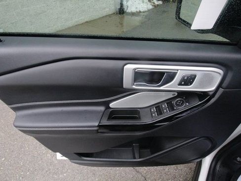 Used 2022 Ford Explorer ST w/ Equipment Group 401A image 19