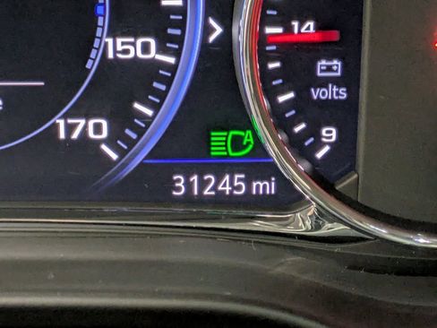 Used 2022 GMC Acadia AT4 w/ Technology Package image 16