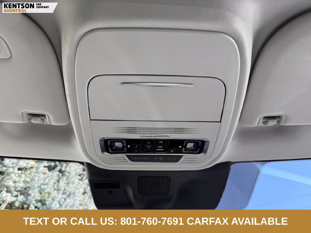 Used 2025 Lincoln Navigator Reserve AWD/4WD image 23
