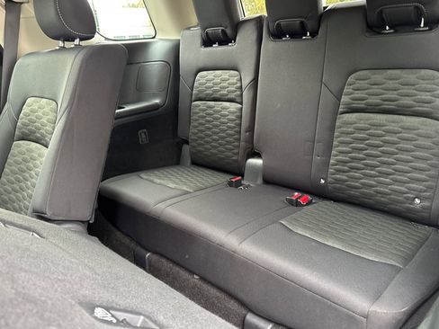 Certified 2023 Nissan Pathfinder S image 17