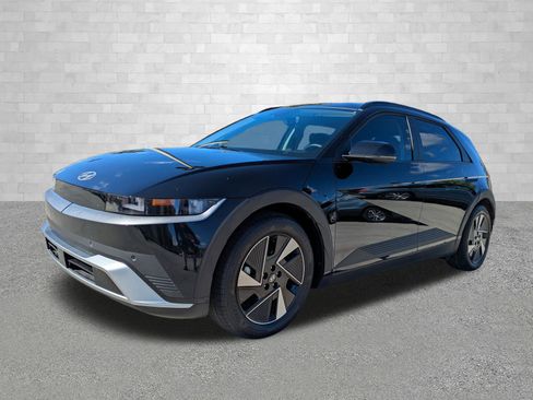 Certified 2025 Hyundai Ioniq 5 SEL image 5