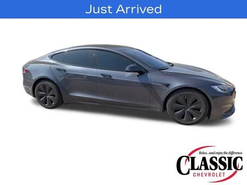 Used 2022 Tesla Model S image 6