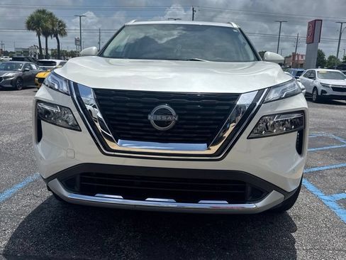 Certified 2023 Nissan Rogue Platinum w/ Platinum Premium Package FWD image 2