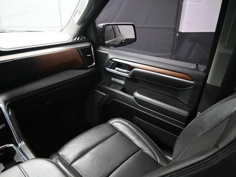 Used 2025 GMC Sierra 1500 Denali w/ Technology Package RWD image 13