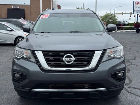 Used 2020 Nissan Pathfinder SV FWD image 2