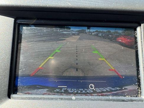 Used 2018 Ford Fusion SE w/ Equipment Group 601A image 16