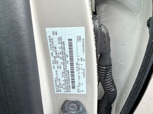 Used 2023 Lincoln Corsair FWD image 23