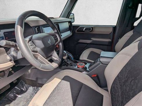 Used 2022 Ford Bronco Wildtrak AWD/4WD image 16