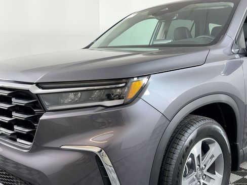 New 2025 Honda Pilot EX-L image 9