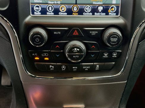 Used 2018 Jeep Grand Cherokee Altitude AWD/4WD image 23