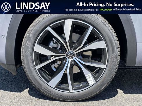 New 2026 Volkswagen Atlas SEL Premium R-Line AWD/4WD image 8