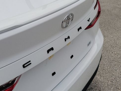 Used 2026 Toyota Camry SE FWD image 6