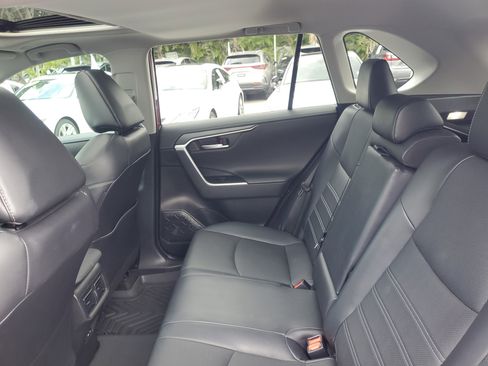 Used 2023 Toyota RAV4 Limited image 13