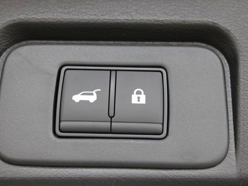 New 2026 Nissan Rogue SV image 28