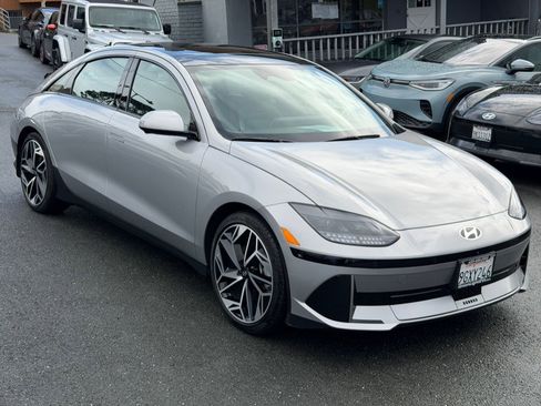 Used 2023 Hyundai Ioniq 6 Limited image 3