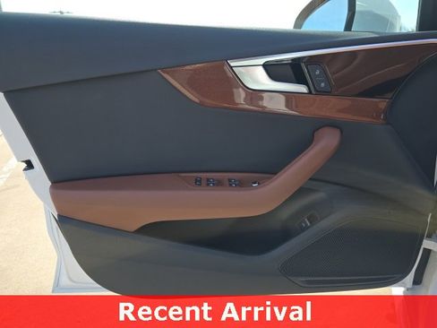 Used 2023 Audi A4 2.0T Premium image 14