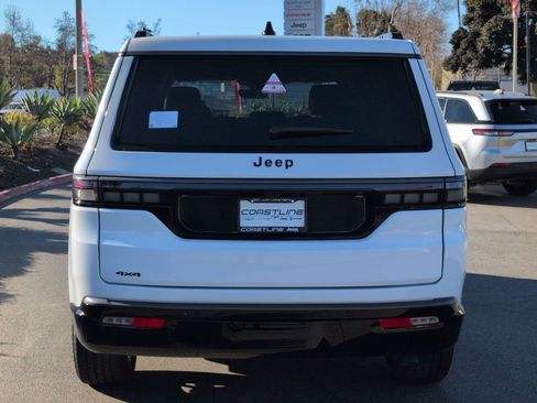 New 2026 Jeep Grand Wagoneer Limited image 6