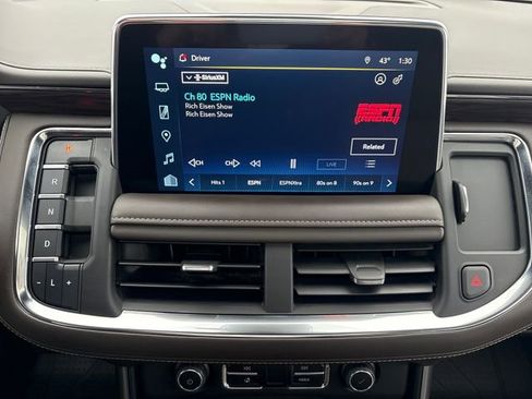 Used 2023 Chevrolet Suburban Z71 w/ Luxury Package image 46