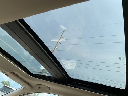 Used 2018 Nissan Murano Platinum FWD image 21