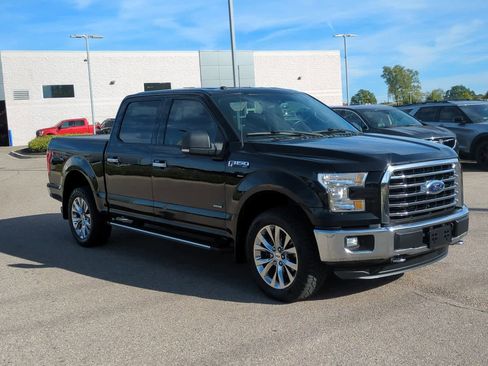 Used 2016 Ford F150 XLT w/ Equipment Group 302A Luxury image 2