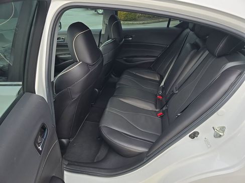 Used 2020 Acura ILX w/ Premium Package image 28