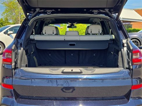 Used 2022 BMW X5 xDrive40i w/ M Sport Package AWD/4WD image 30
