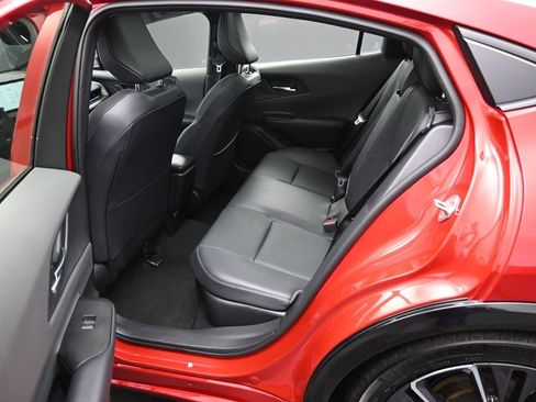 Certified 2025 Toyota Prius XLE image 27