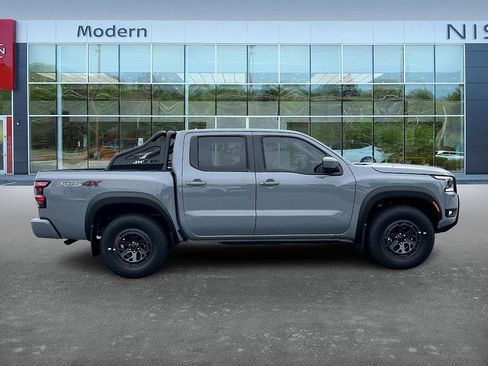 New 2025 Nissan Frontier PRO-4X w/ Pro Convenience Package image 4