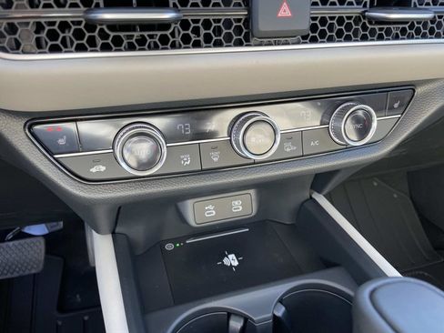 New 2026 Honda HR-V EX-L image 16