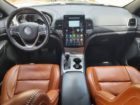 Used 2021 Jeep Grand Cherokee Laredo X AWD/4WD image 9