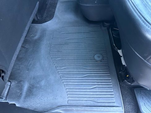 Used 2018 Ford Expedition Limited w/ Equipment Group 302A image 35