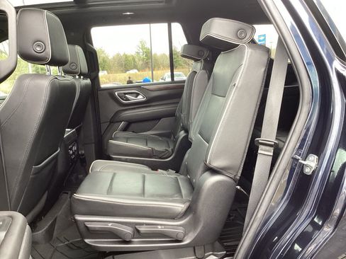 Used 2021 Chevrolet Tahoe Premier w/ Premium Package image 14