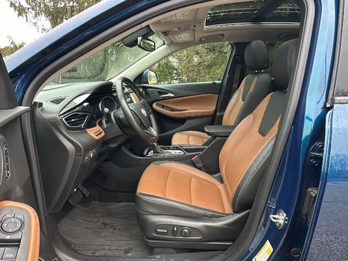 Used 2020 Buick Encore GX Essence w/ Experience Buick Package image 12