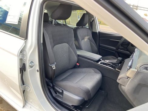 Used 2025 Toyota Camry LE image 19