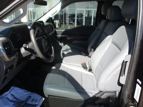 Used 2021 Ford F150 XL w/ Equipment Group 101A High image 4