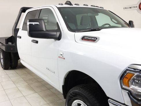 Used 2024 RAM 3500 SLT w/ Quick Order Package 2YG SLT AWD/4WD image 38
