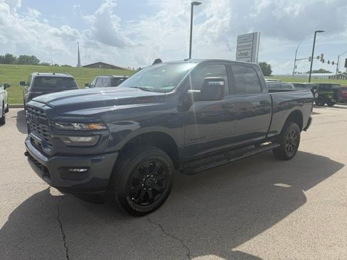 Certified 2025 RAM 2500 Big Horn AWD/4WD image 4
