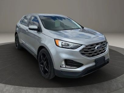 Used 2020 Ford Edge SEL w/ Convenience Package